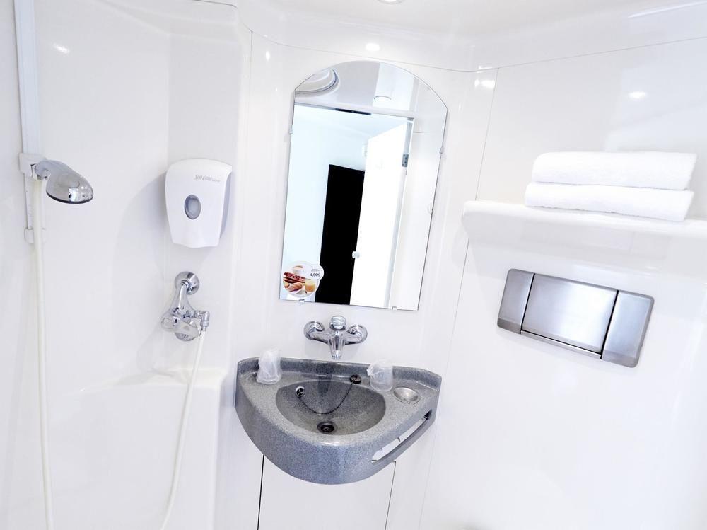 Hotel F1 Lyon Genay Massieux Luaran gambar